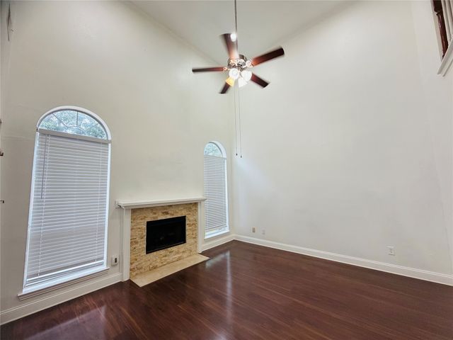 434 Moonlight Way, Irving, TX 75063