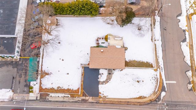 1682 Church Street, Holbrook, NY 11741