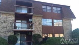 165 Overlook Court C, Woodbridge Proper, NJ 07095