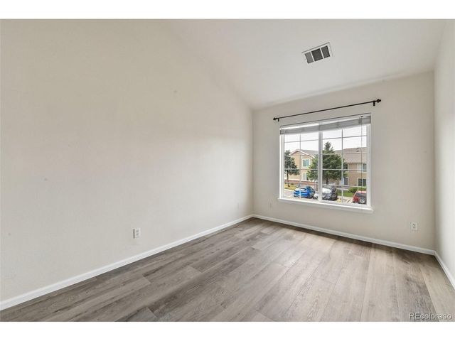 8385 Stonybridge Cir, Highlands Ranch, CO 80126