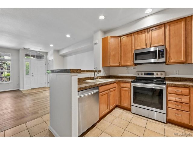 8385 Stonybridge Cir, Highlands Ranch, CO 80126