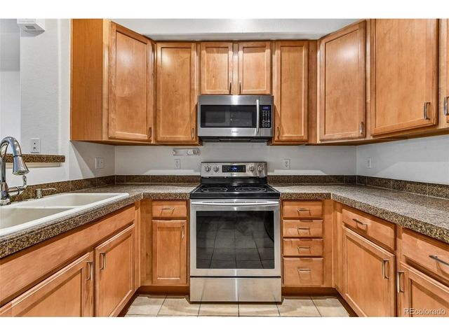 8385 Stonybridge Cir, Highlands Ranch, CO 80126