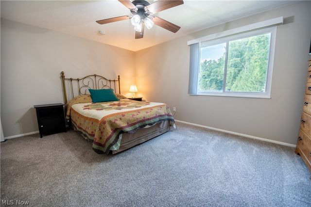 26674 Lake Of The Falls Boulevard, Olmsted Falls, OH 44138
