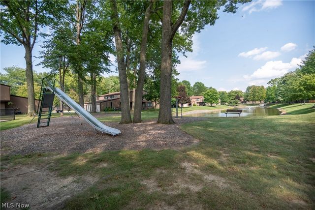 26674 Lake Of The Falls Boulevard, Olmsted Falls, OH 44138