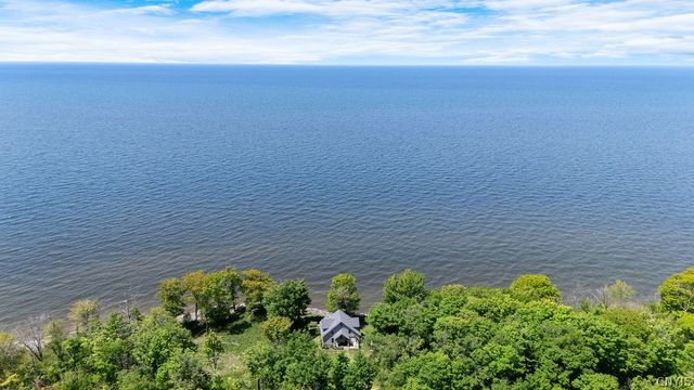 112 Lock Haven Beach Road, Scriba, NY 13126
