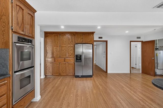 6900 Palm Ave, Fair Oaks, CA 95628