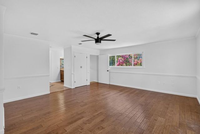 6900 Palm Ave, Fair Oaks, CA 95628