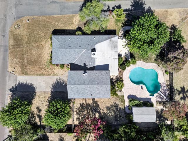6900 Palm Ave, Fair Oaks, CA 95628