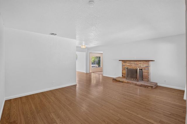 6900 Palm Ave, Fair Oaks, CA 95628