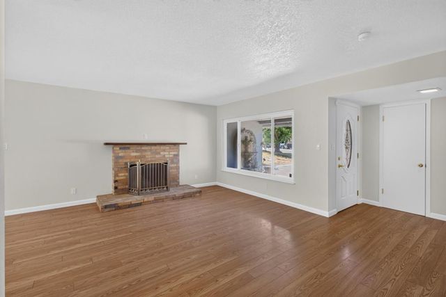 6900 Palm Ave, Fair Oaks, CA 95628