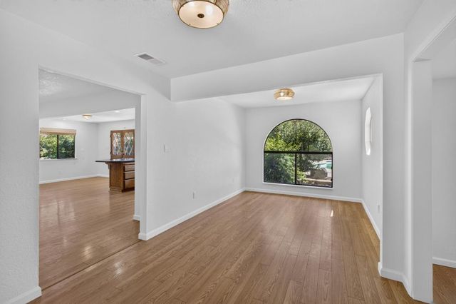 6900 Palm Ave, Fair Oaks, CA 95628