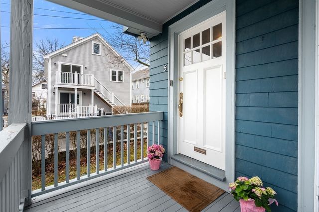 6-8 Hawthorne Park 2, Cambridge, MA 02138