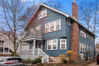 6-8 Hawthorne Park 2, Cambridge, MA 02138