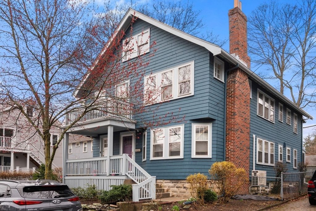 6-8 Hawthorne Park 2, Cambridge, MA 02138