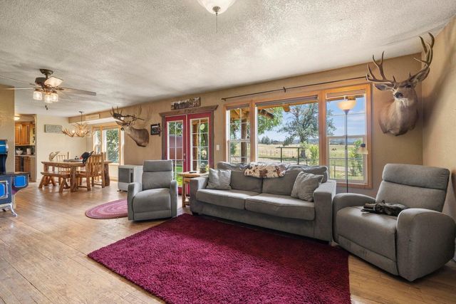 35429 McCartie Lane, Bonanza, OR 97623