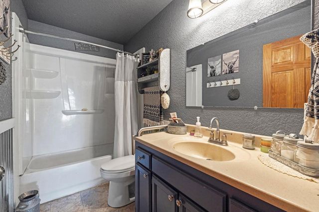 35429 McCartie Lane, Bonanza, OR 97623