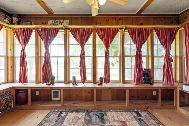 35429 McCartie Lane, Bonanza, OR 97623