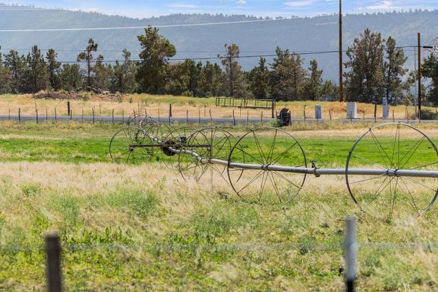 35429 McCartie Lane, Bonanza, OR 97623