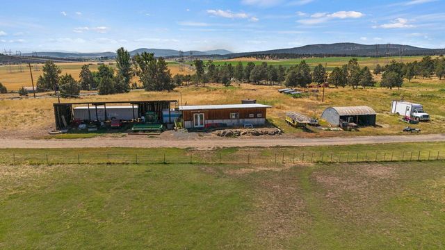 35429 McCartie Lane, Bonanza, OR 97623