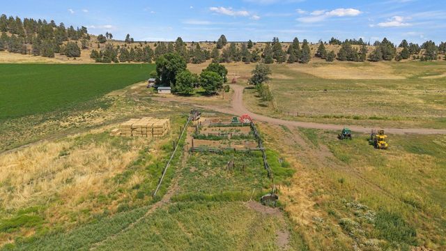 35429 McCartie Lane, Bonanza, OR 97623