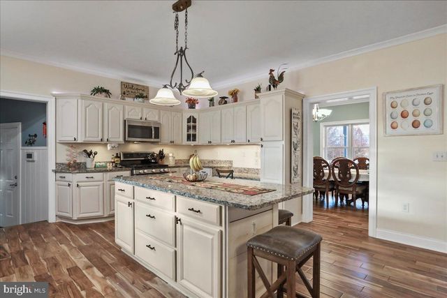 414 MCMURRAN FARM LN, Shepherdstown, WV 25443