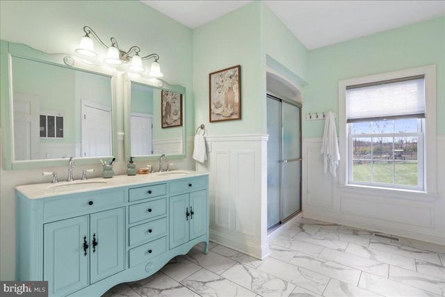 414 MCMURRAN FARM LN, Shepherdstown, WV 25443