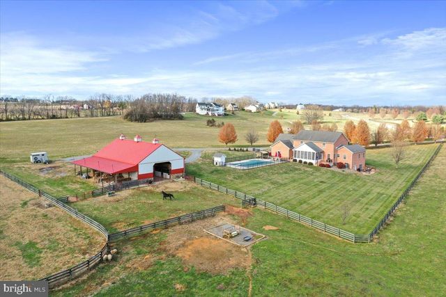 414 MCMURRAN FARM LN, Shepherdstown, WV 25443