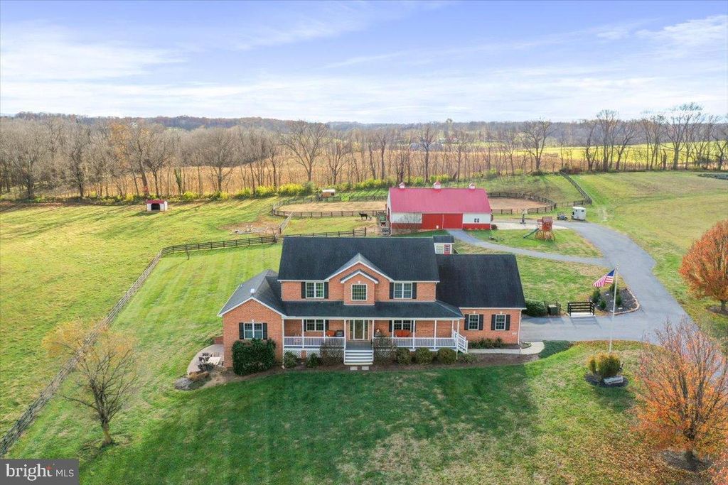 414 MCMURRAN FARM LN, Shepherdstown, WV 25443