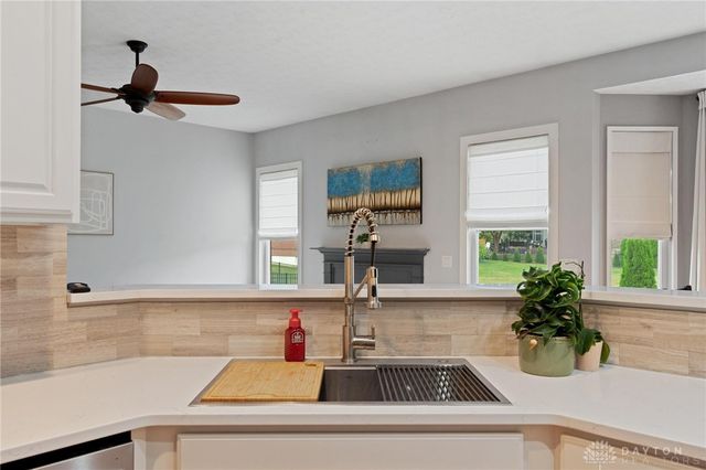 4220 Grace Circle, Beavercreek, OH 45431