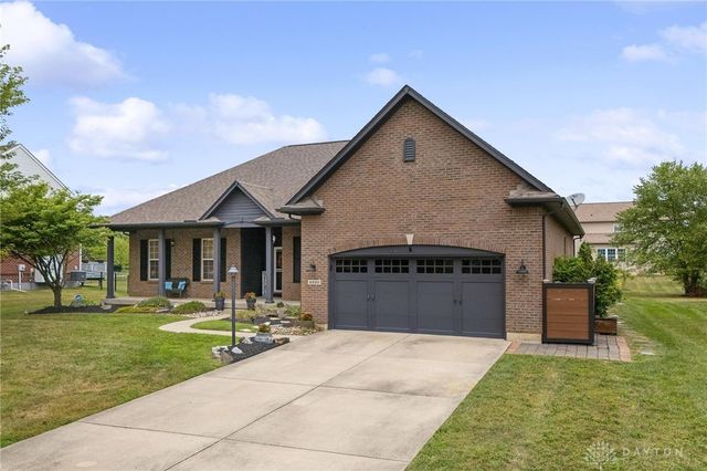 4220 Grace Circle, Beavercreek, OH 45431