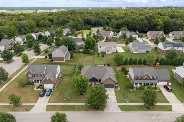 4220 Grace Circle, Beavercreek, OH 45431