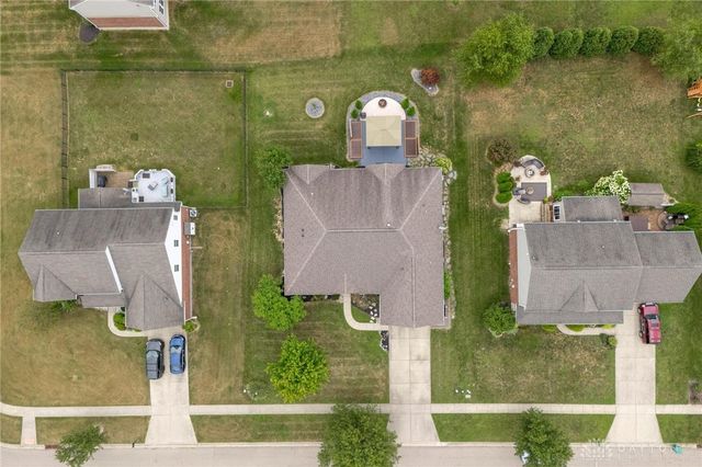 4220 Grace Circle, Beavercreek, OH 45431