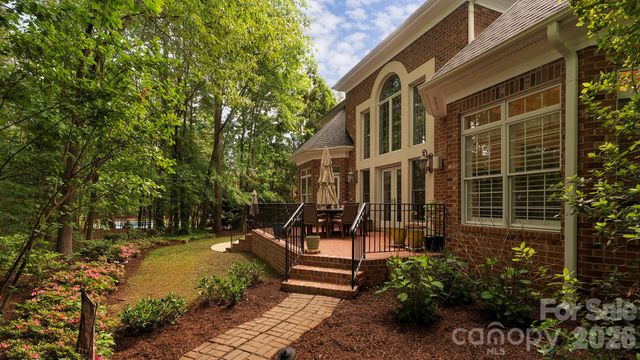 4575 Rustling Woods Drive, Denver, NC 28037