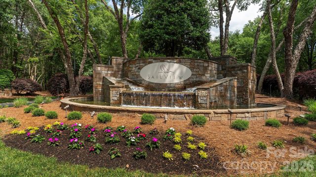 4575 Rustling Woods Drive, Denver, NC 28037