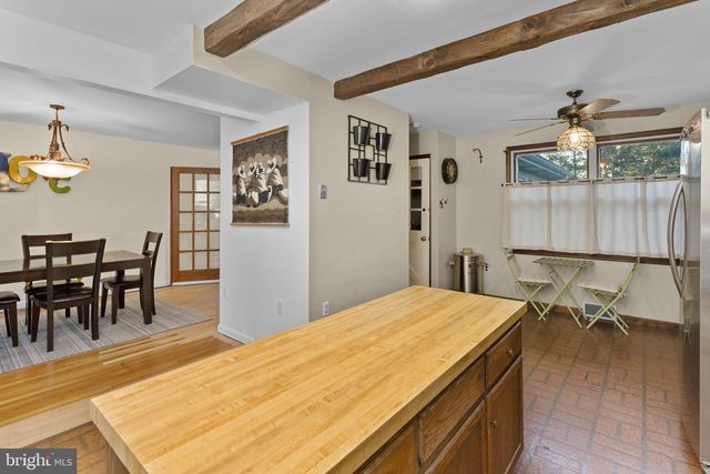 141 CREST AVE, Hamilton, NJ 08690