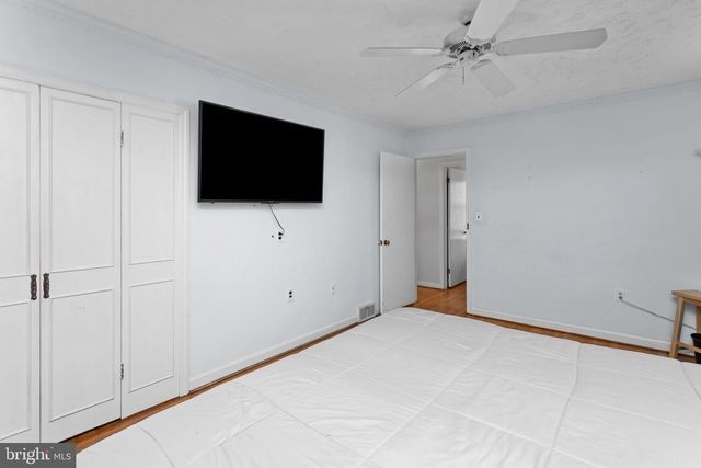 141 CREST AVE, Hamilton, NJ 08690
