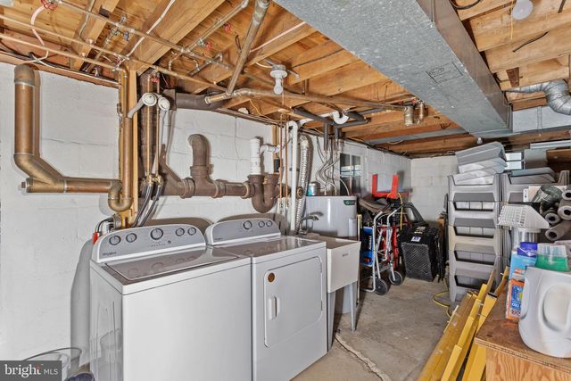 141 CREST AVE, Hamilton, NJ 08690