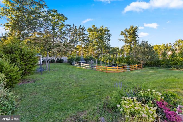 141 CREST AVE, Hamilton, NJ 08690