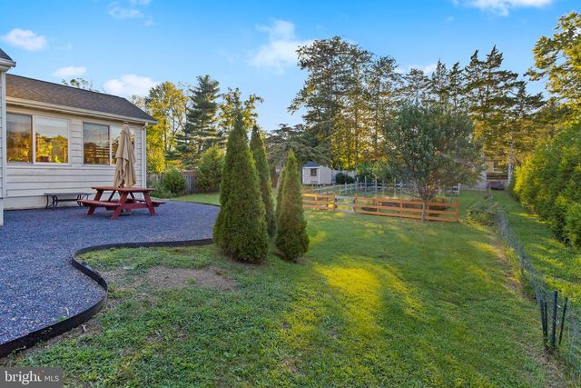 141 CREST AVE, Hamilton, NJ 08690