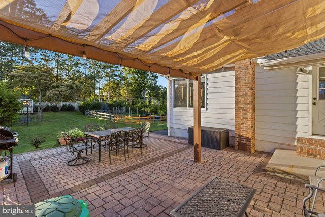 141 CREST AVE, Hamilton, NJ 08690
