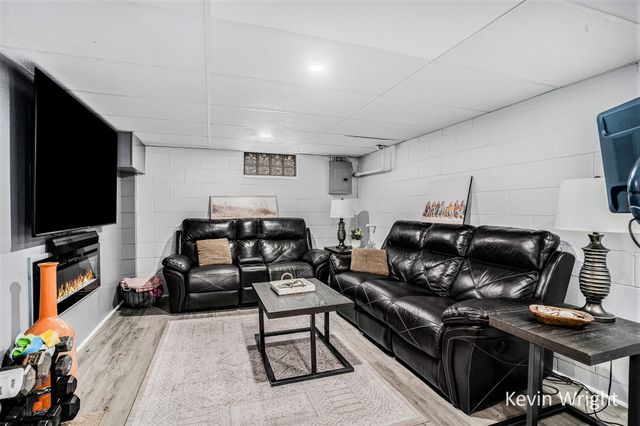 2385 Lincoln Street, Muskegon, MI 49441