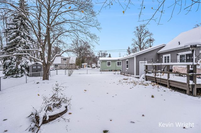 2385 Lincoln Street, Muskegon, MI 49441