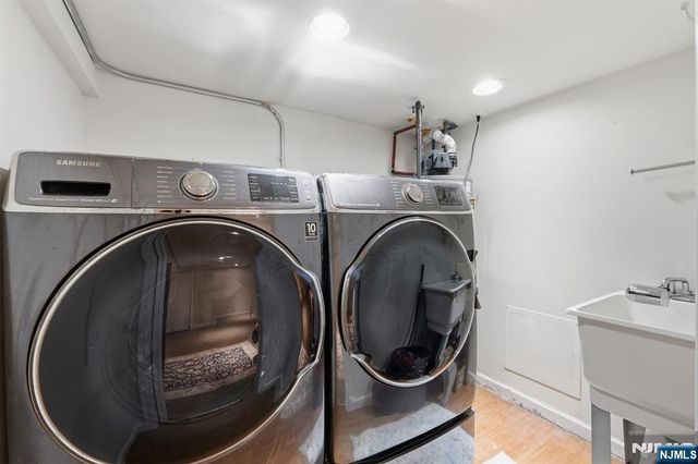 65 Franklin Road, Teaneck, NJ 07666