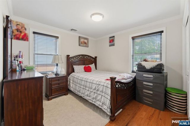 65 Franklin Road, Teaneck, NJ 07666