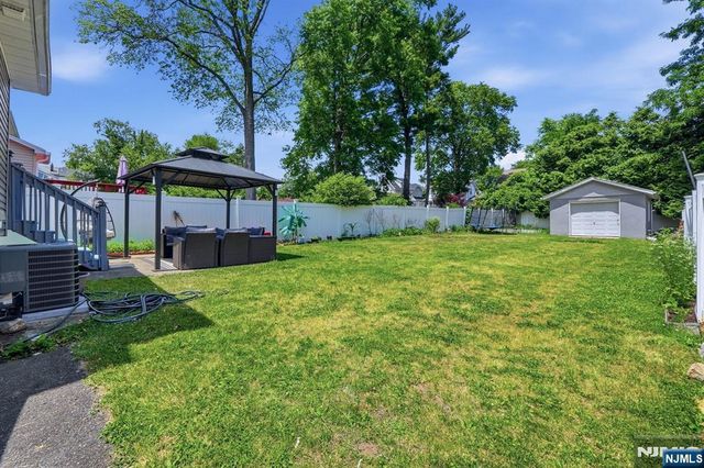 65 Franklin Road, Teaneck, NJ 07666