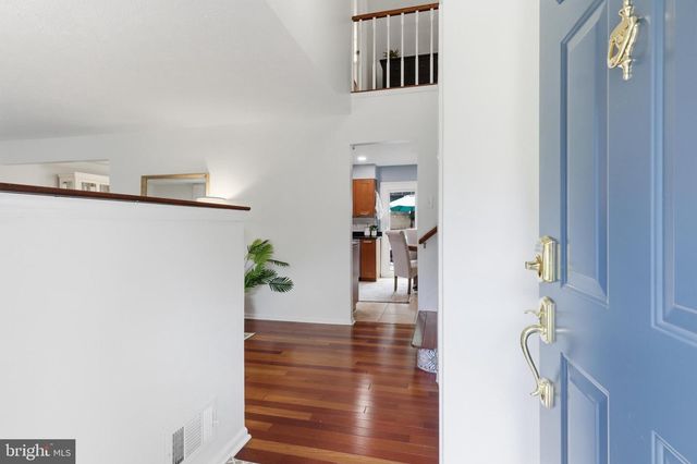 9207 PALOMA, Springfield, VA 22153