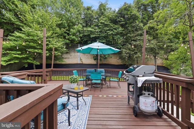 9207 PALOMA, Springfield, VA 22153