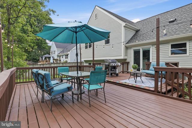 9207 PALOMA, Springfield, VA 22153