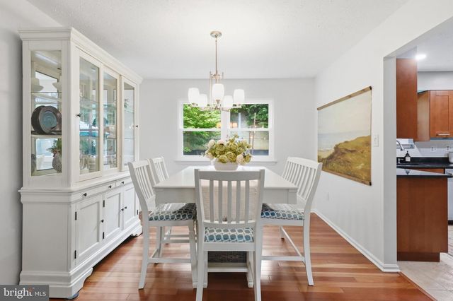 9207 PALOMA, Springfield, VA 22153