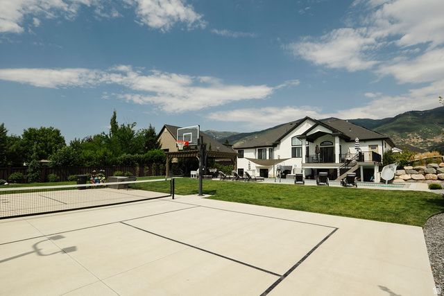 924 S COUNTRY LN, Farmington, UT 84025